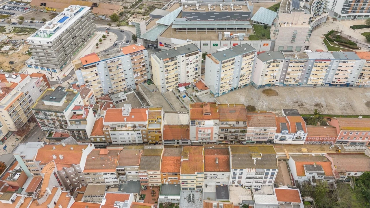 Apartamento T3 para Venda em Barreiro e Lavradio Foto 18