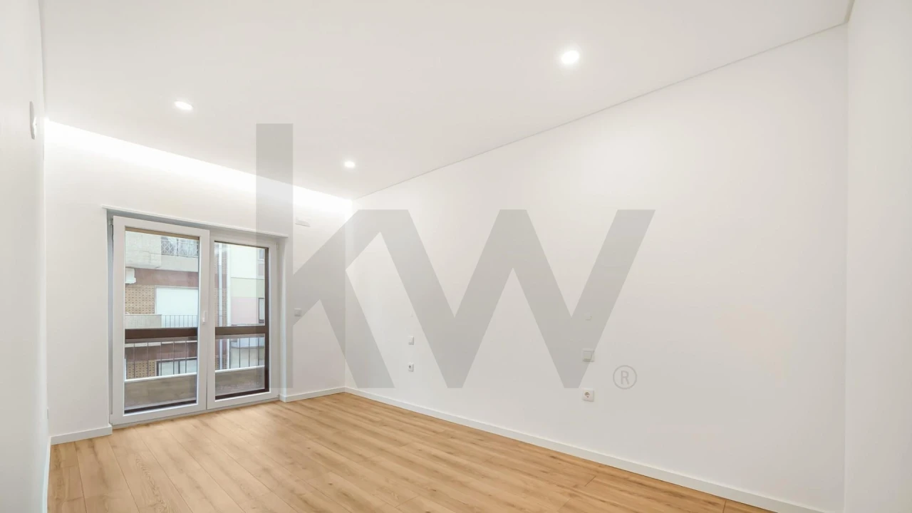 Apartamento T3 para Venda em Barreiro e Lavradio Foto 13