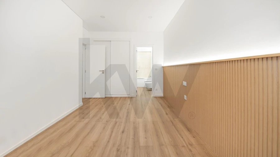 Apartamento T3 para Venda em Barreiro e Lavradio Foto 11