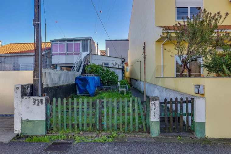 Moradia T1 para Venda em Matosinhos e Leça da Palmeira Foto 1