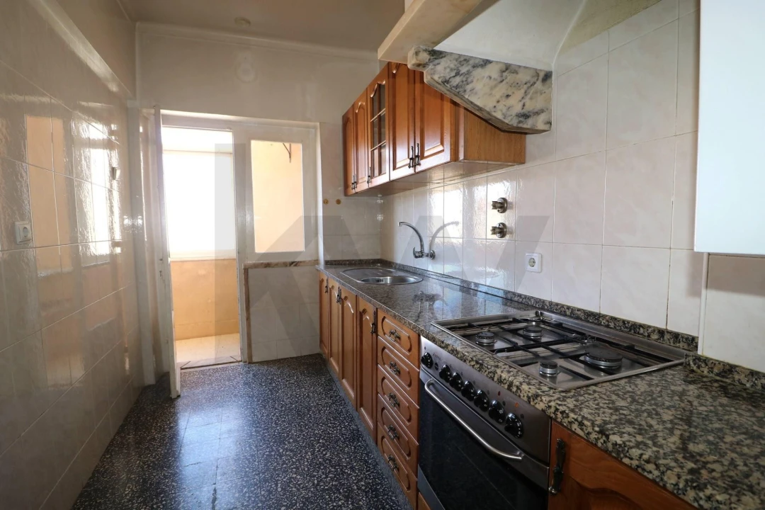 Apartamento T3 para Venda em Venteira Foto 22