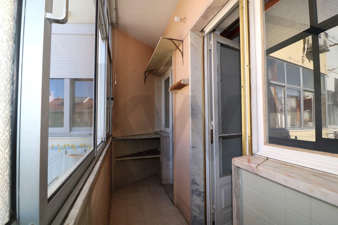 Apartamento T3 para Venda em Venteira Foto 26