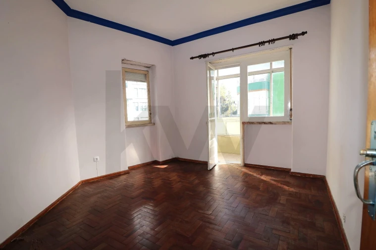 Apartamento T3 para Venda em Venteira Foto 8