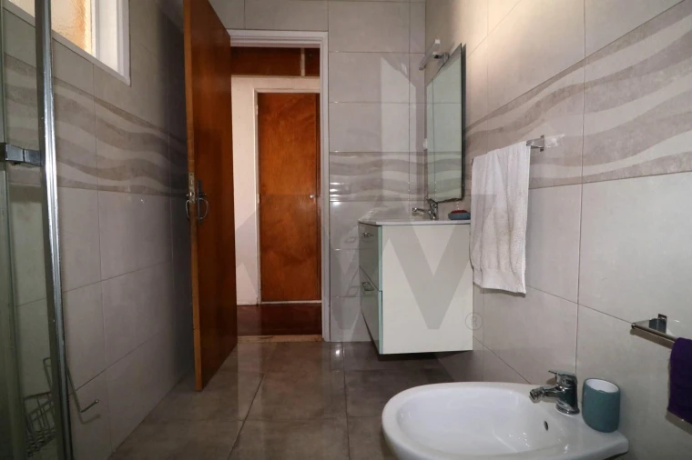 Apartamento T3 para Venda em Venteira Foto 17