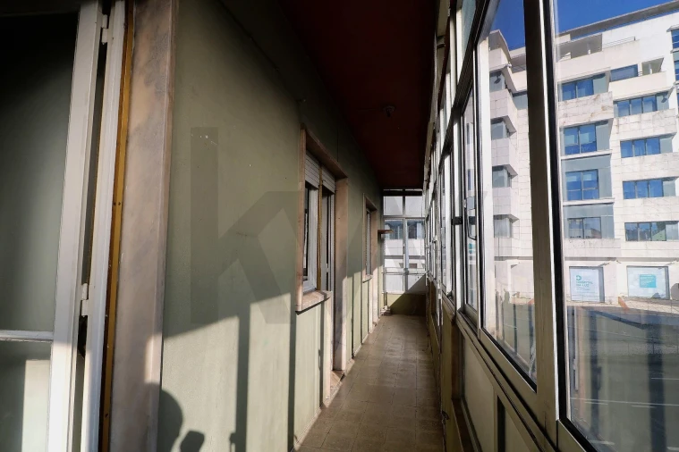 Apartamento T3 para Venda em Venteira Foto 14