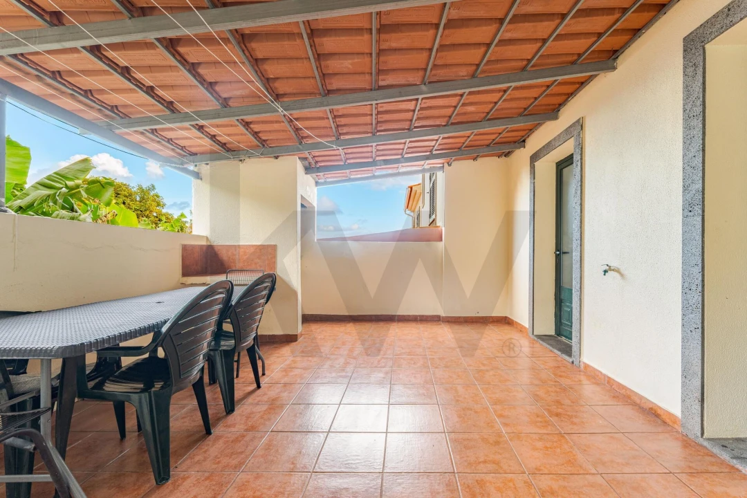 Moradia T2 para Venda em Santa Cruz Foto 23