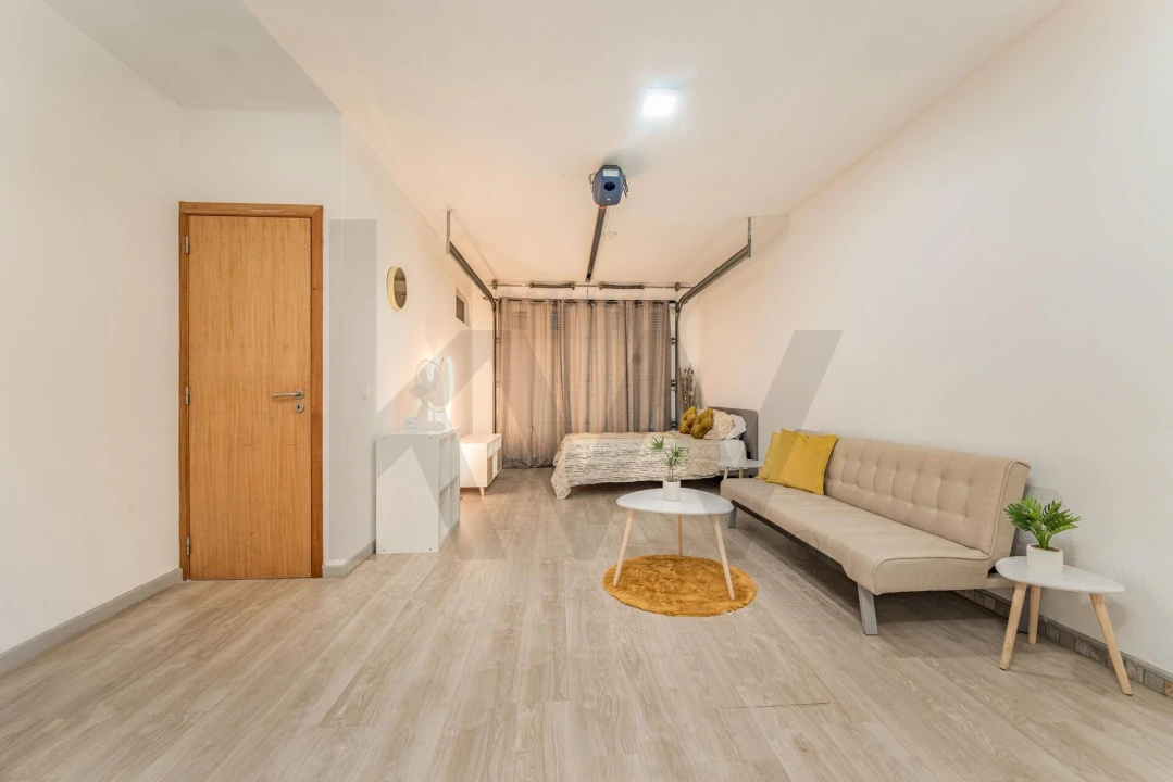 Moradia T2 para Venda em Santa Cruz Foto 6