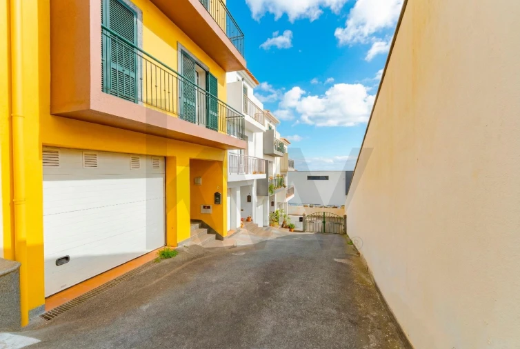 Moradia T2 para Venda em Santa Cruz Foto 36