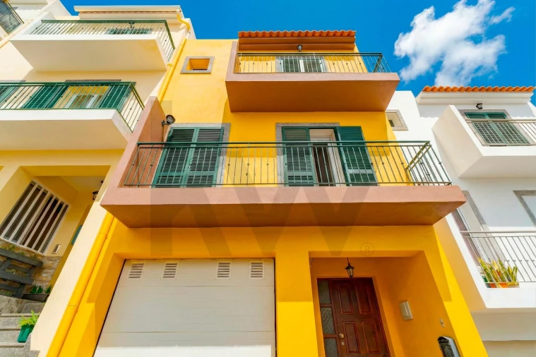 Moradia T2 para Venda em Santa Cruz Foto 3