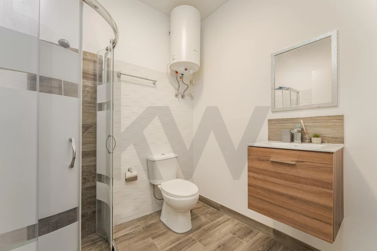 Moradia T2 para Venda em Santa Cruz Foto 7