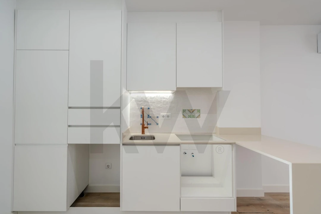 Apartamento T1 para Venda em Santo António Foto 7