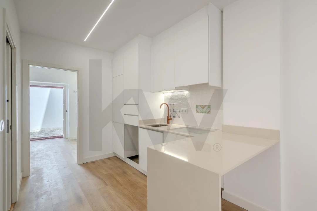 Apartamento T1 para Venda em Santo António Foto 4