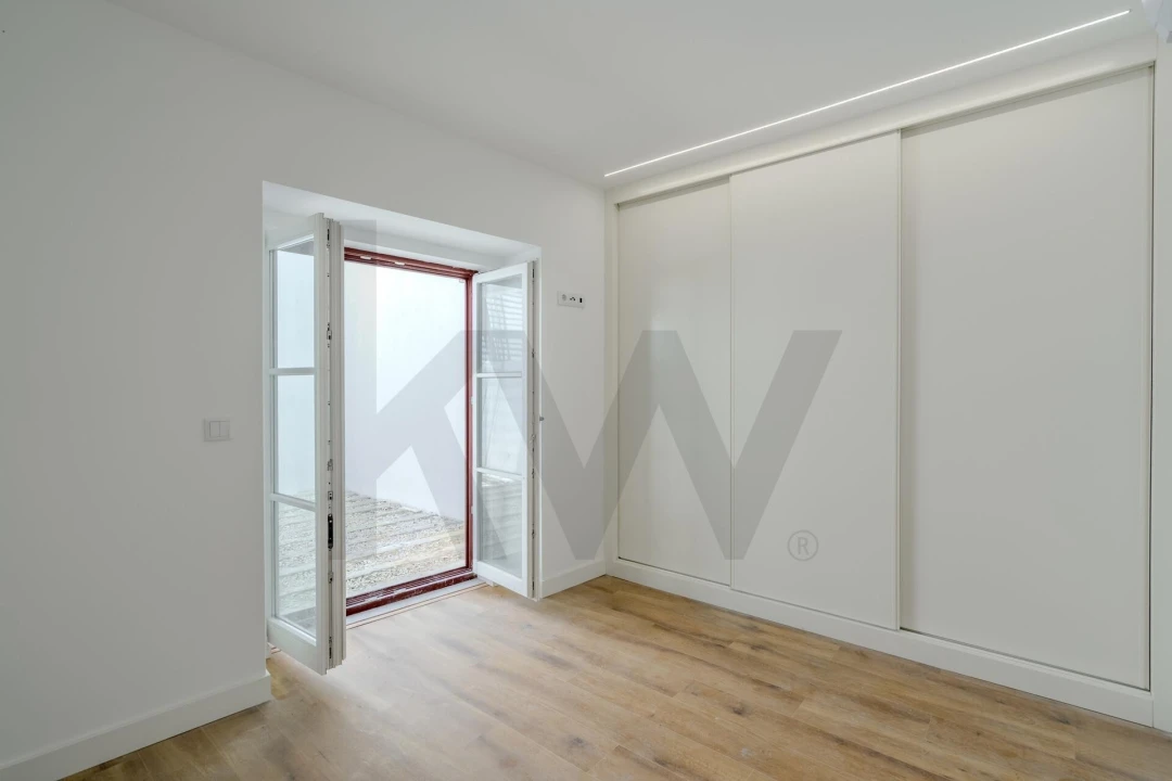 Apartamento T1 para Venda em Santo António Foto 12