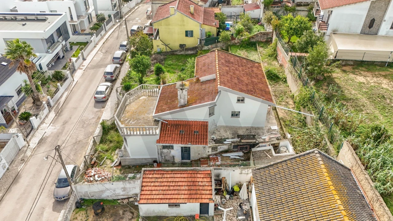 Moradia T3 para Venda em Charneca de Caparica e Sobreda Foto 4