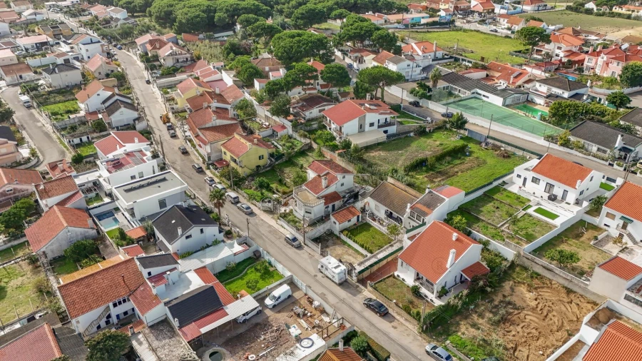 Moradia T3 para Venda em Charneca de Caparica e Sobreda Foto 12