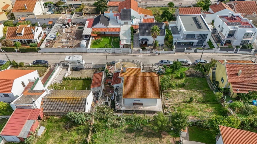Moradia T3 para Venda em Charneca de Caparica e Sobreda Foto 9