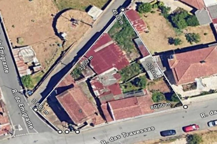 Moradia T5 para Venda em São João da Madeira Foto 8