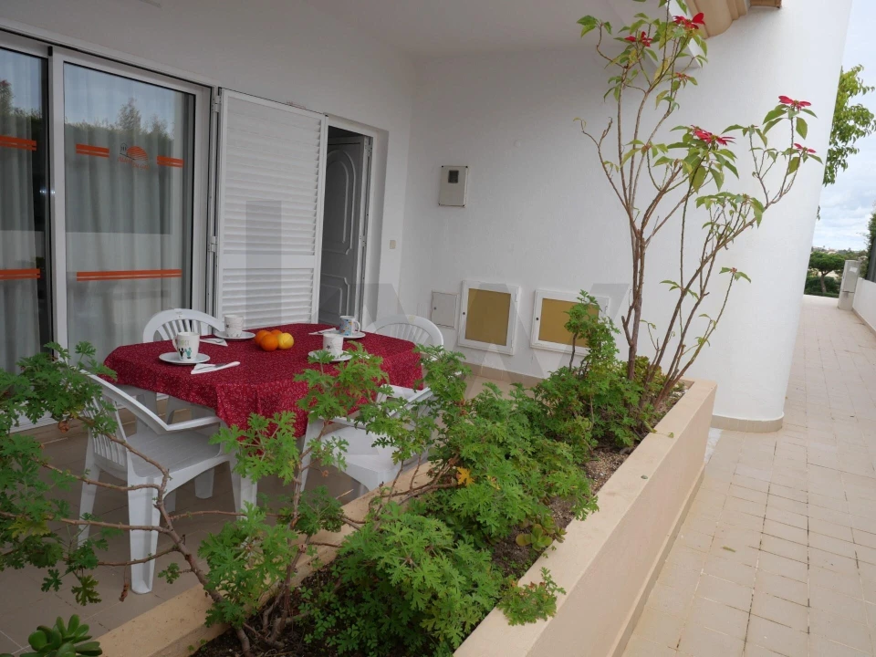 Apartamento T1 para Venda em Guia Foto 26