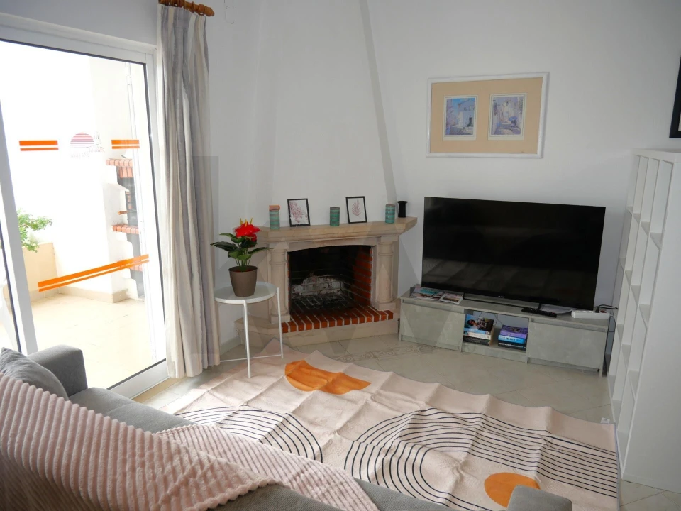 Apartamento T1 para Venda em Guia Foto 19