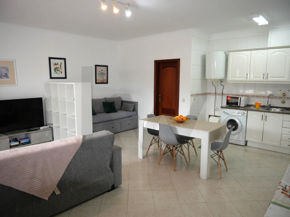 Apartamento T1 para Venda em Guia Foto 20