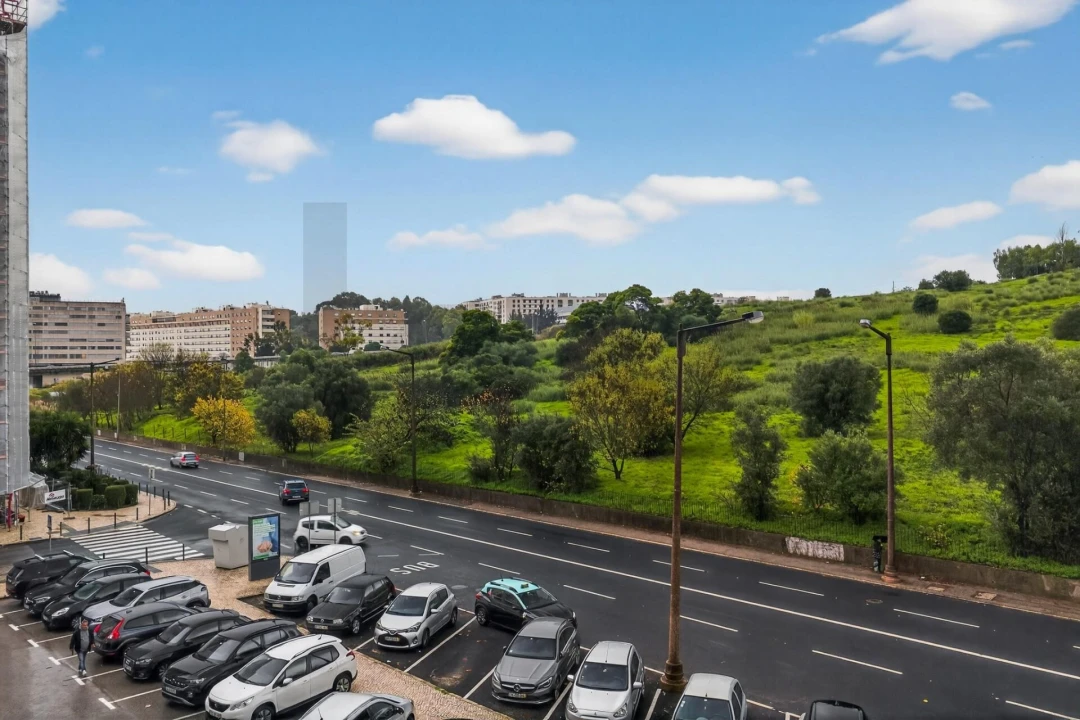 Apartamento T2 para Arrendamento em São Domingos de Benfica Foto 30