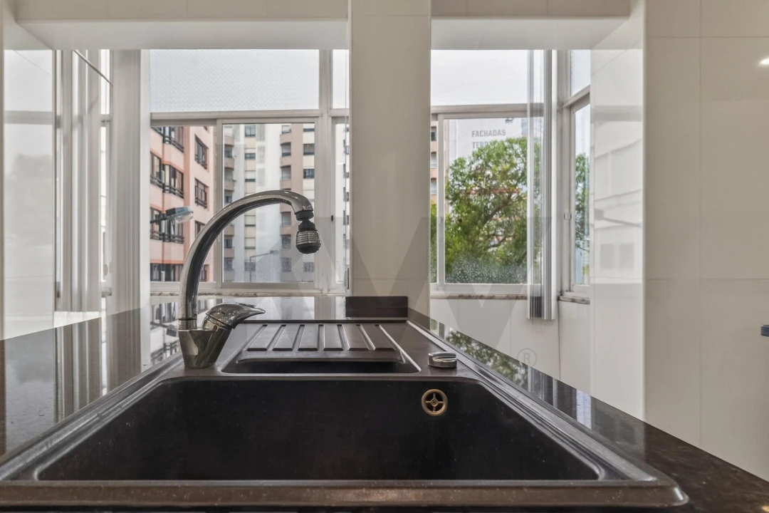 Apartamento T2 para Arrendamento em São Domingos de Benfica Foto 19