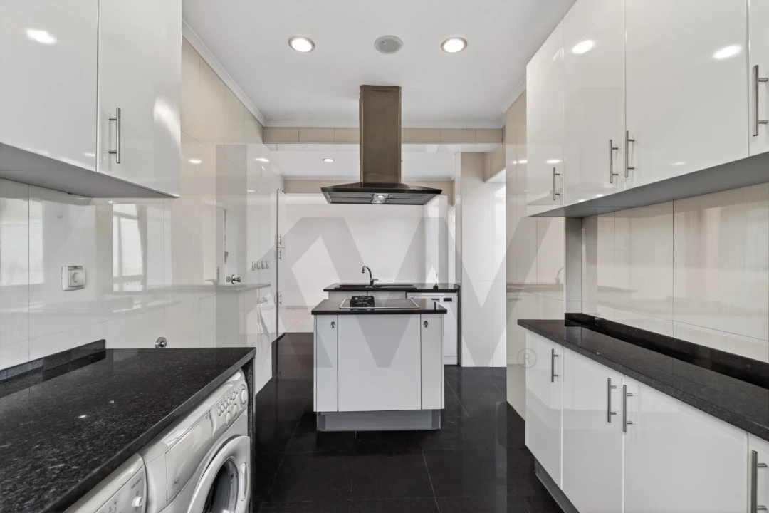 Apartamento T2 para Arrendamento em São Domingos de Benfica Foto 16