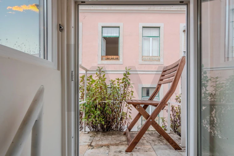 Apartamento T2 para Venda em Misericórdia Foto 24