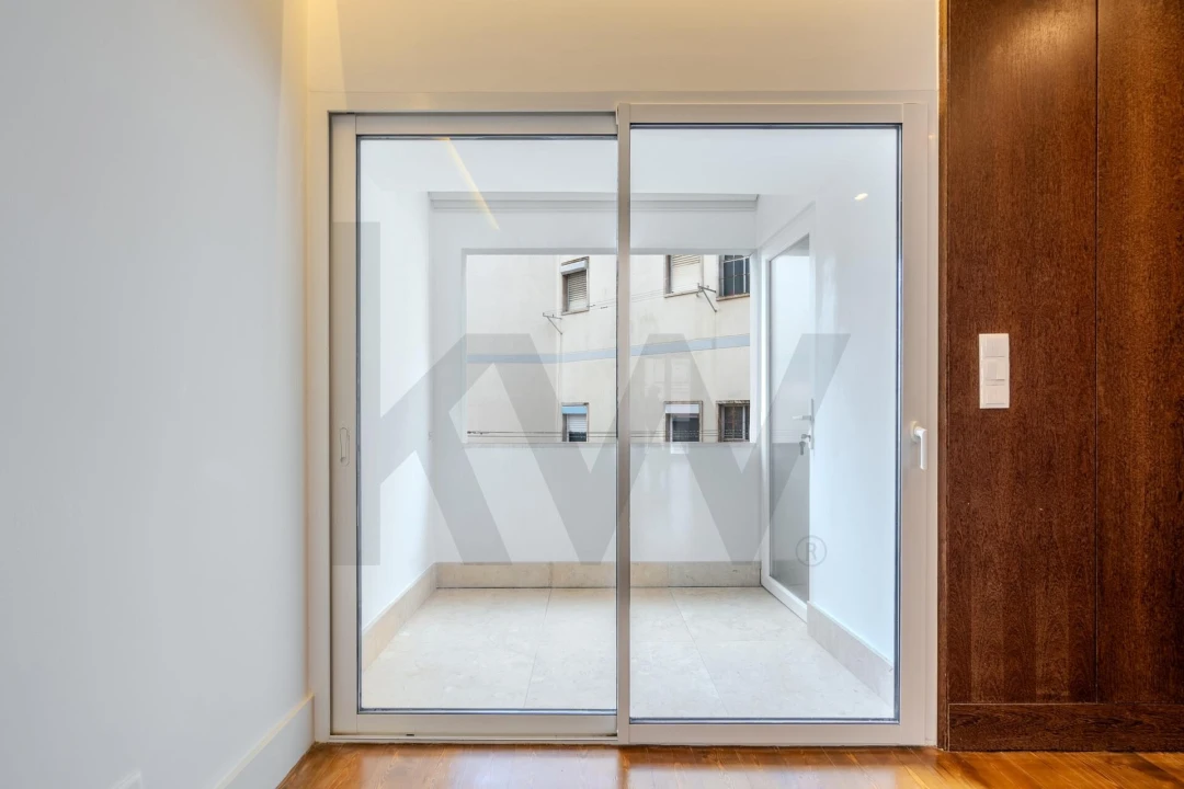 Apartamento T2 para Venda em Misericórdia Foto 5