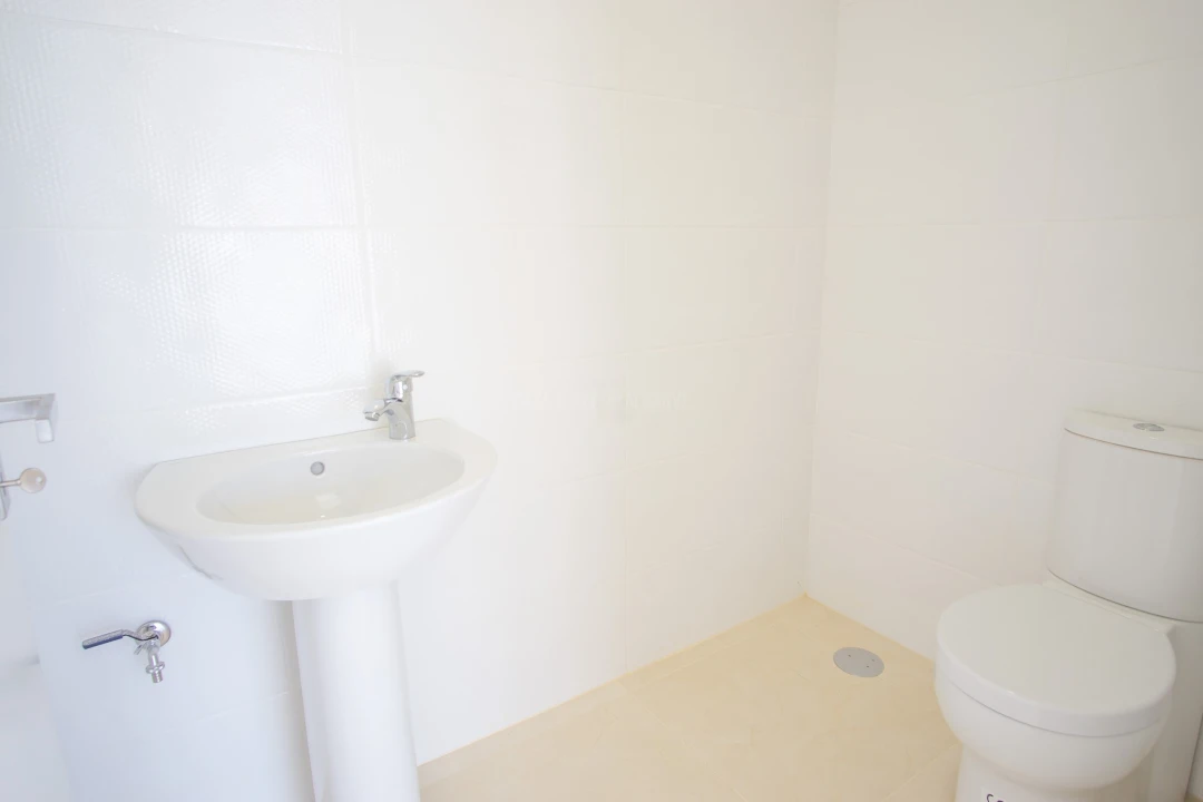 Negócio para Venda em Budens Foto 5