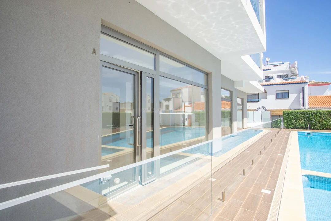 Negócio para Venda em Budens Foto 8