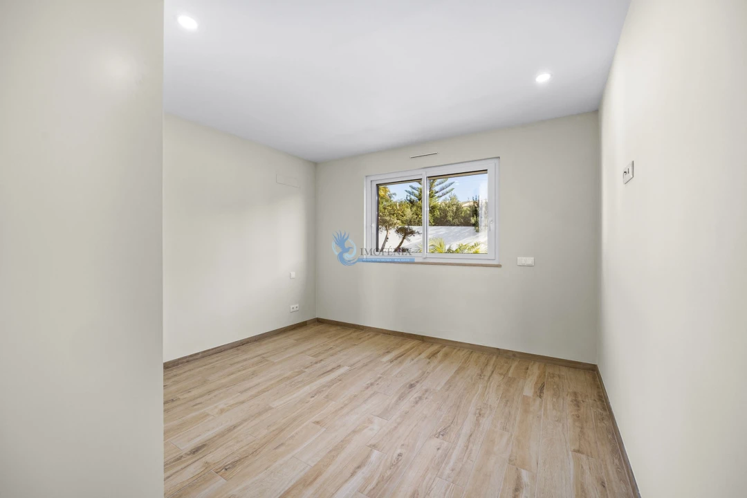 Moradia T3 para Venda em Albufeira e Olhos de Água Foto 34