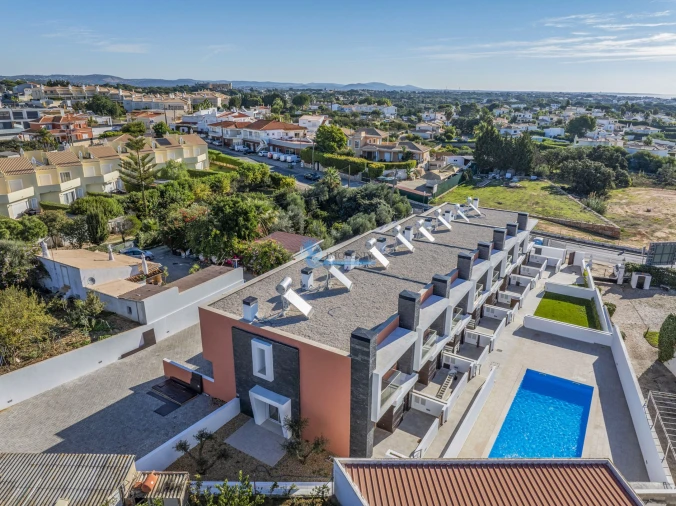 Moradia T3 para Venda em Albufeira e Olhos de Água Foto 49