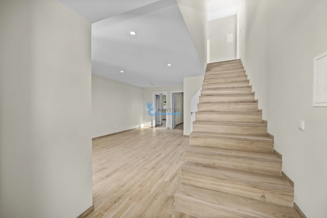 Moradia T3 para Venda em Albufeira e Olhos de Água Foto 10