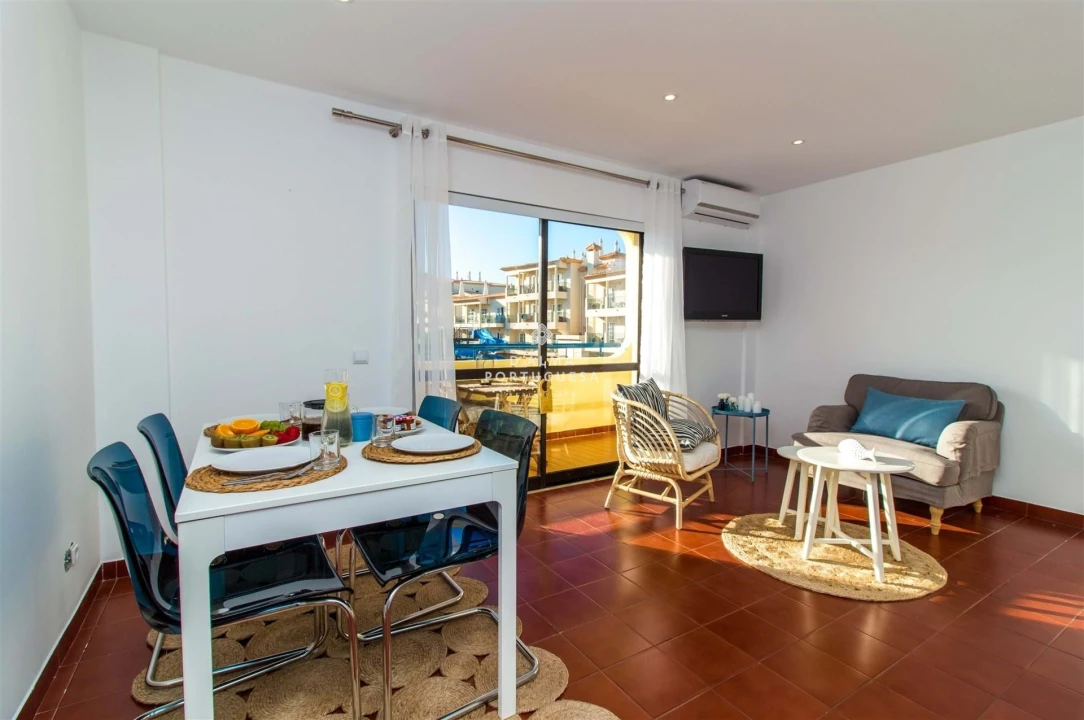 Apartamento T1 para Arrendamento em Albufeira e Olhos de Água Foto 10