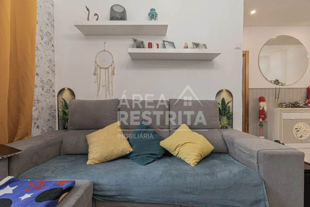Apartamento T2 para Venda em Seixal, Arrentela e Aldeia de Paio Pires Foto 7