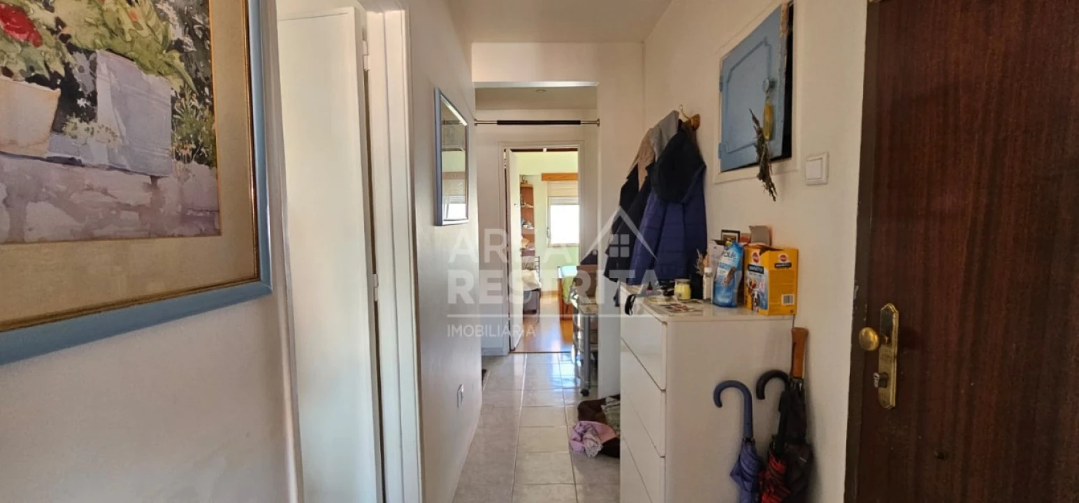 Apartamento T2 para Venda em Cacém e São Marcos Foto 7