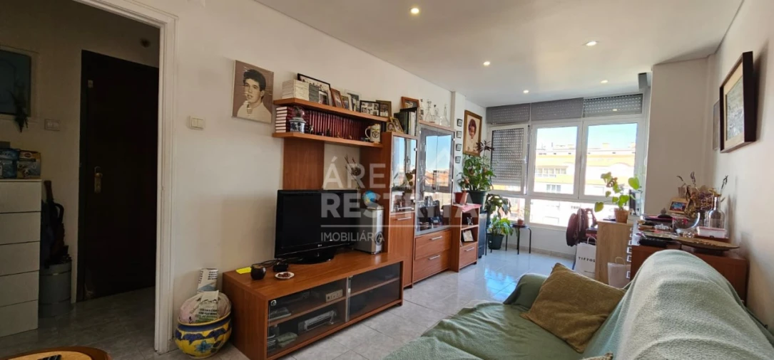 Apartamento T2 para Venda em Cacém e São Marcos Foto 14