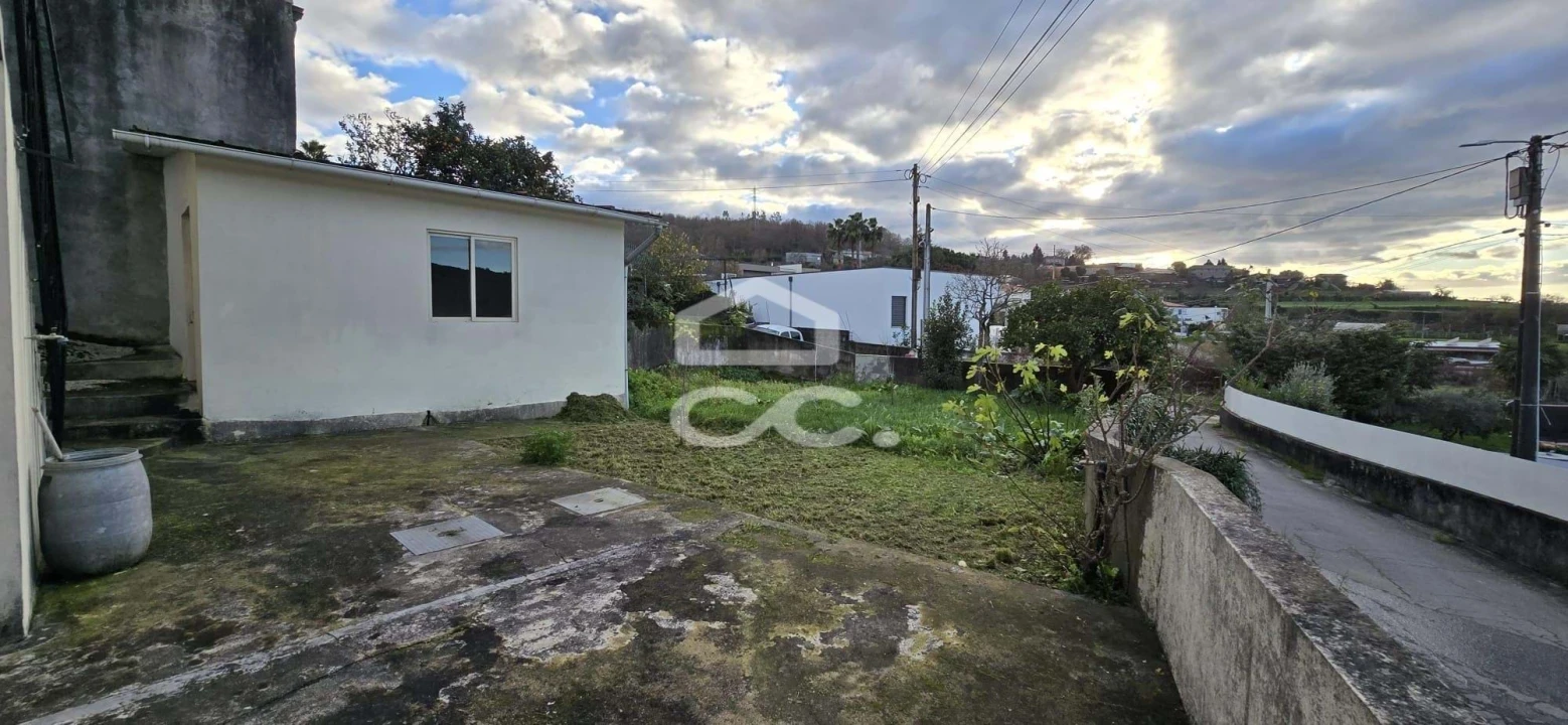 Moradia T3 para Venda em Selho (São Jorge) Foto 5