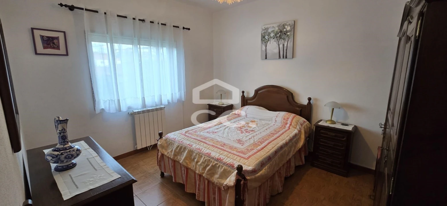 Moradia T3 para Venda em Selho (São Jorge) Foto 21