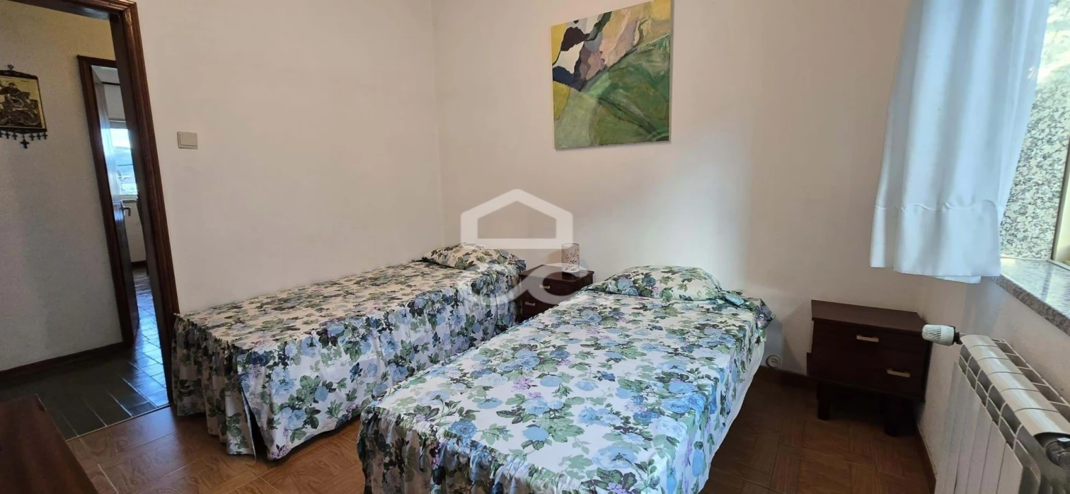 Moradia T3 para Venda em Selho (São Jorge) Foto 20