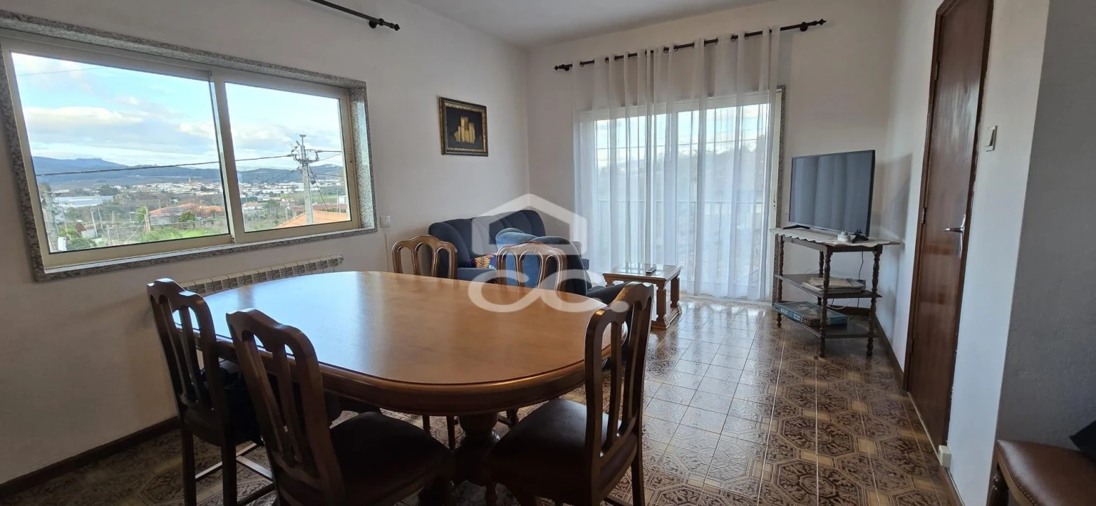 Moradia T3 para Venda em Selho (São Jorge) Foto 13