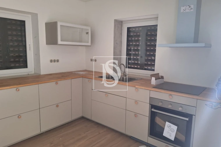 Moradia T3 para Venda em Guardão Foto 3