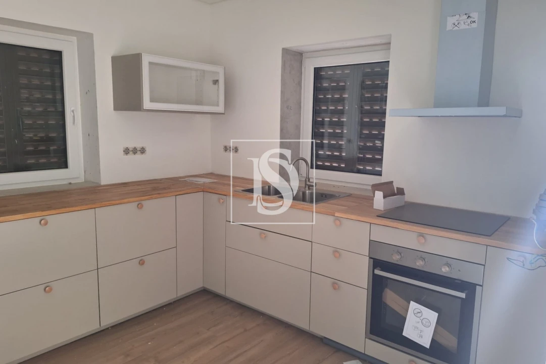 Moradia T3 para Venda em Guardão Foto 3