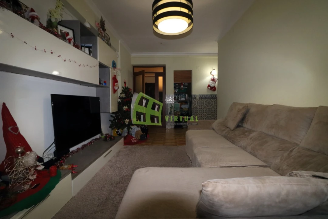 Apartamento T3 para Venda em Laranjeiro e Feijó Foto 5