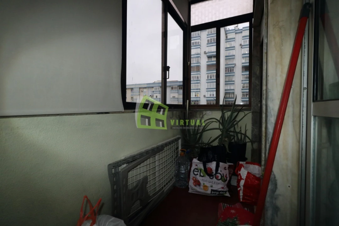 Apartamento T3 para Venda em Laranjeiro e Feijó Foto 6