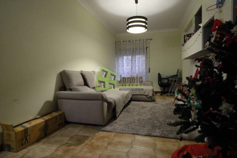 Apartamento T3 para Venda em Laranjeiro e Feijó Foto 3