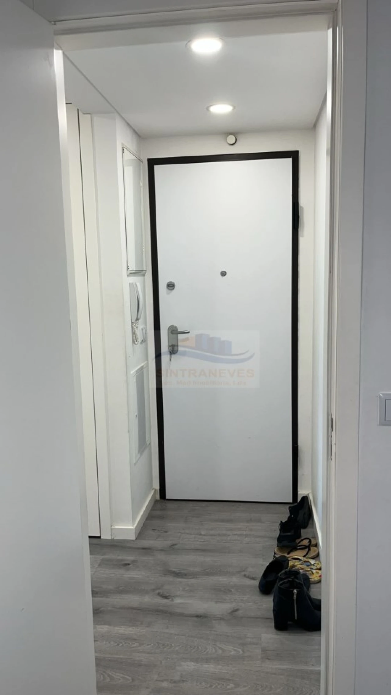 Apartamento T2 para Venda em Águas Livres Foto 3