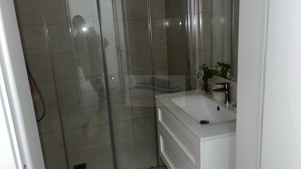 Apartamento T2 para Venda em Águas Livres Foto 11