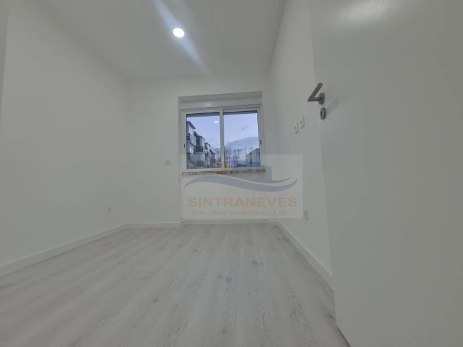 Apartamento T2 para Venda em Almada, Cova da Piedade, Pragal e Cacilhas Foto 5